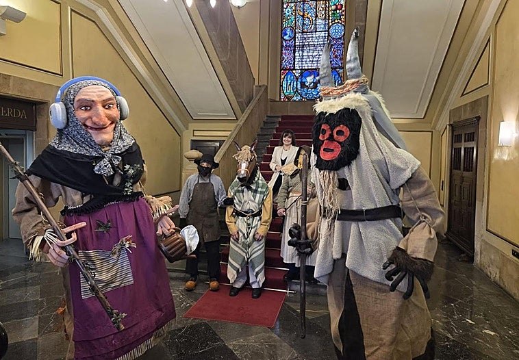 El Antroxu avilesino suma nuevos personajes tradicionales