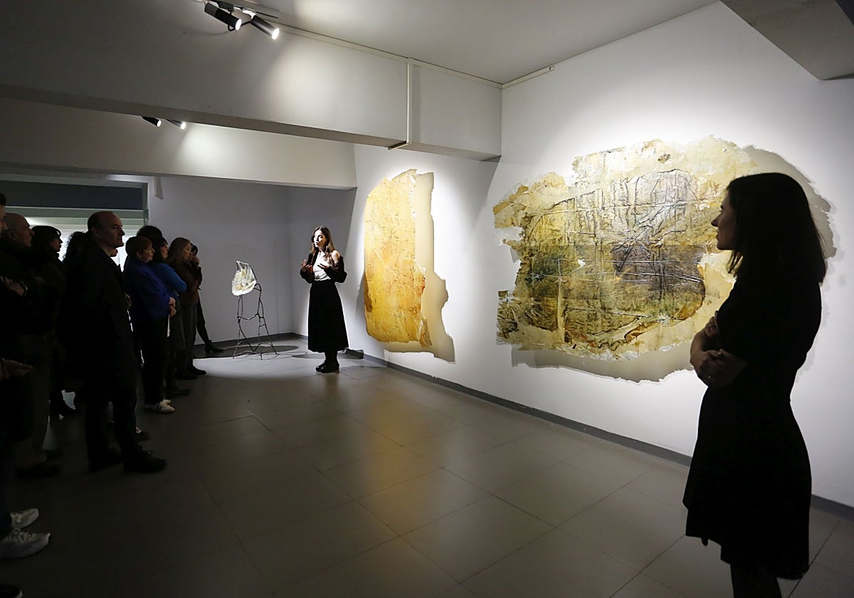 Laboral construye una exposición que se adentra en « un viaje hacia lo misterioso »