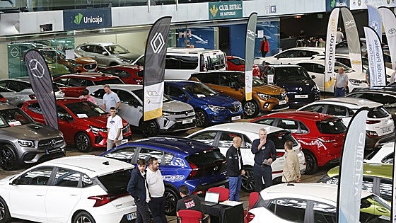 Los coches híbridos no enchufables, los favoritos de los conductores asturianos