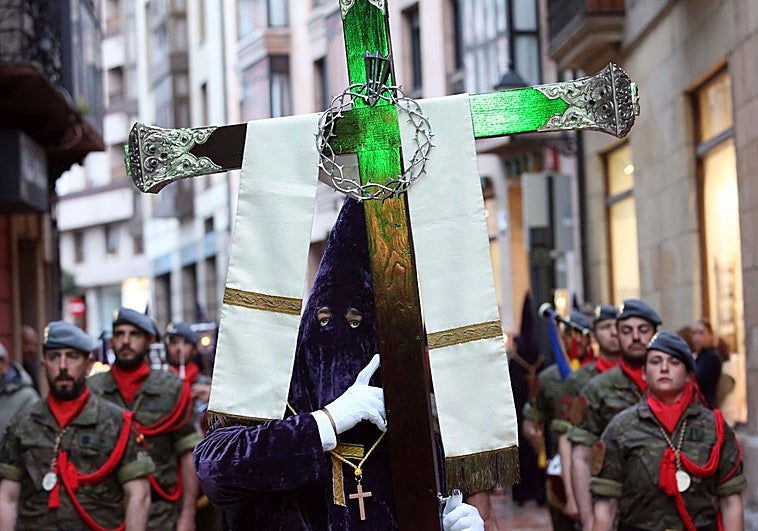 La Junta de Hermandades responde a Vox y defiende el trabajo del Ayuntamiento de Oviedo en la promoción de la Semana Santa