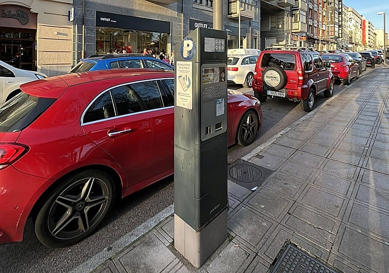 Dos empresas optan al contrato de casi cuatro millones para el control de la nueva zona azul de Siero