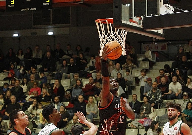 Vida extra para el Círculo Gijón Baloncesto