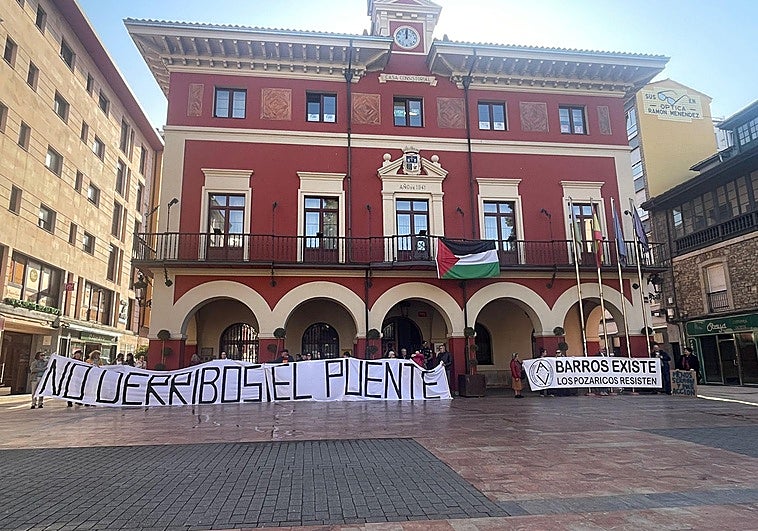 Los problemas vecinales asedian al equipo de gobierno de Langreo