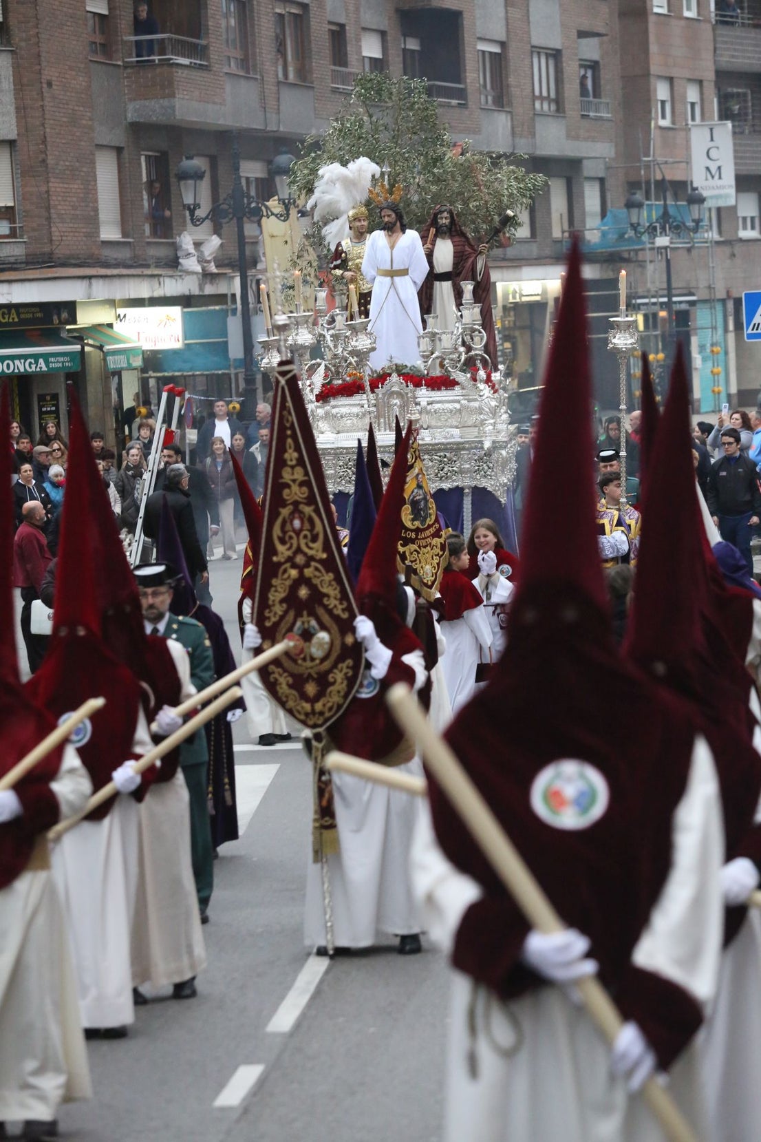 La procesión del Prendimiento de Oviedo en imágenes | El Comercio ...