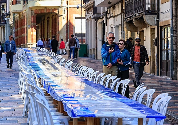 Todo listo para la Comida en la Calle de Avilés
