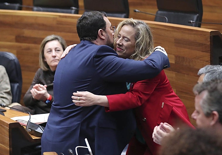 Leyes sin desarrollar, multas paradas y recortes de personal: los errores de Cerredo que salpican a los jefes políticos y altos funcionarios del Principado