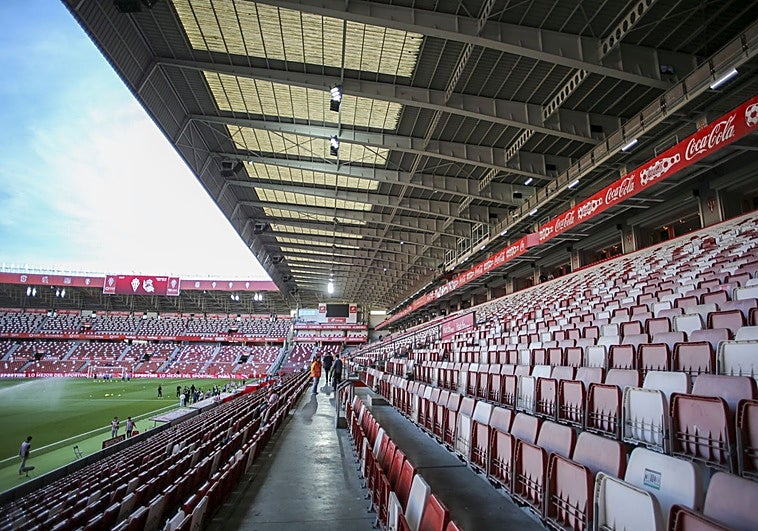 El plan para renovar todas las cubiertas de El Molinón se prolongará «tres o cuatro años»