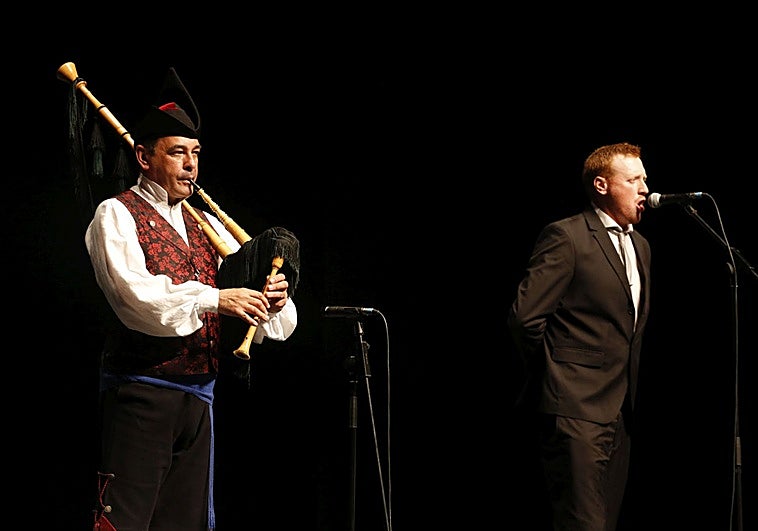 Comienza la fase final del concurso de asturianada Conceyu de Siero en La Pola