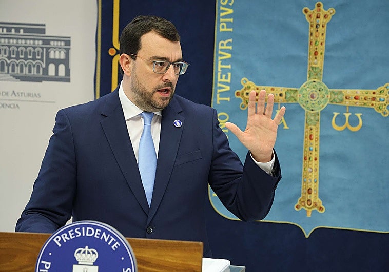Barbón acusa al PP de Asturias de preparar «una moción de censura» contra su gobierno