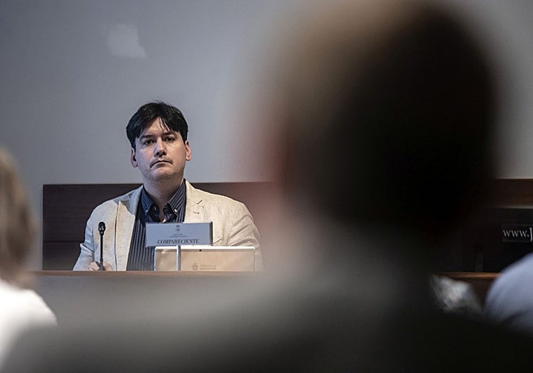 El PP acusa a Barbón de estar «en una huida hacia adelante» por el 'caso Cerredo' y Foro avisa: «Cesar a Roqueñí ya no basta»