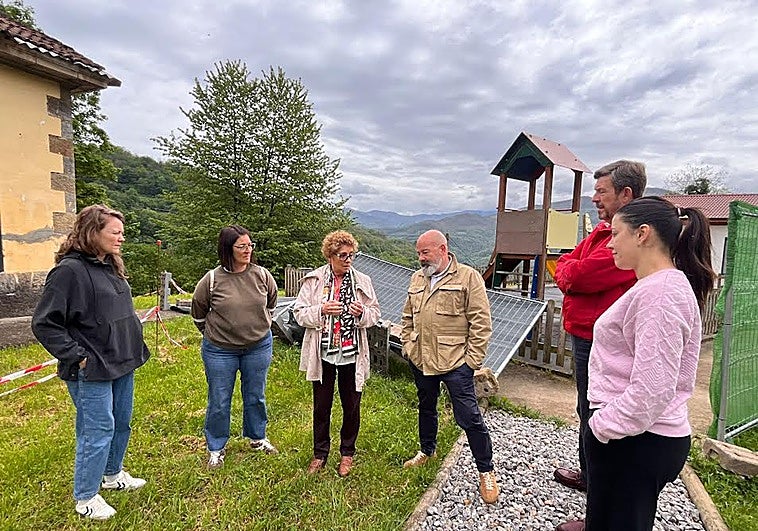 El PP reclama a Educación que repare el colegio lenense de Zureda