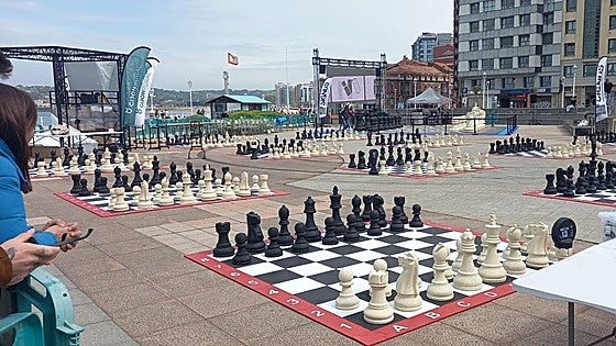 Torneo de ajedrez infantil en Gijón: ¿Quién quiere un señor alfil?