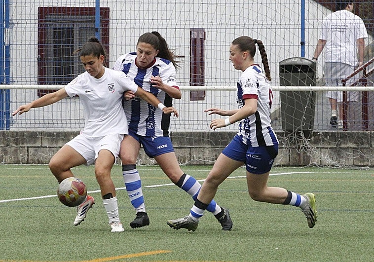 El Real Avilés femenino maquilla su final de temporada