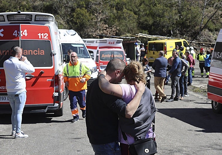 Las familias de las víctimas de la mina de Cerredo: «Sufrir un accidente así es una ruina económica»