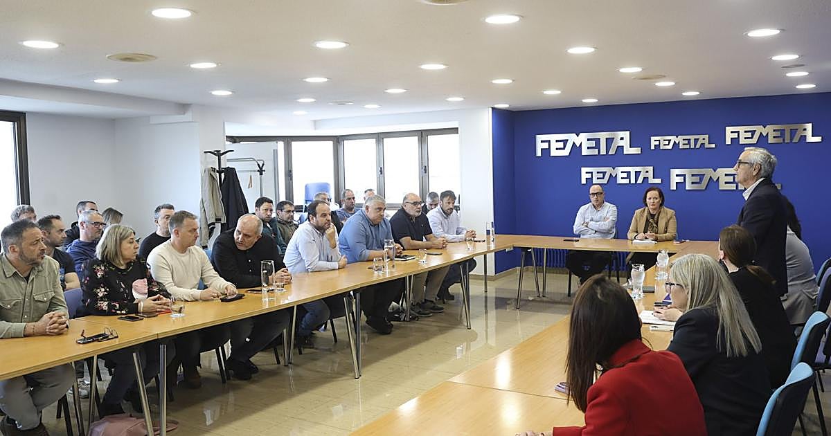 Femetal y sindicatos firman un convenio que «da estabilidad» al sector auxiliar y beneficia a 3.500 trabajadores en Asturias