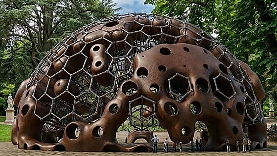 Un universo virtual en el museo Evaristo Valle de Gijón