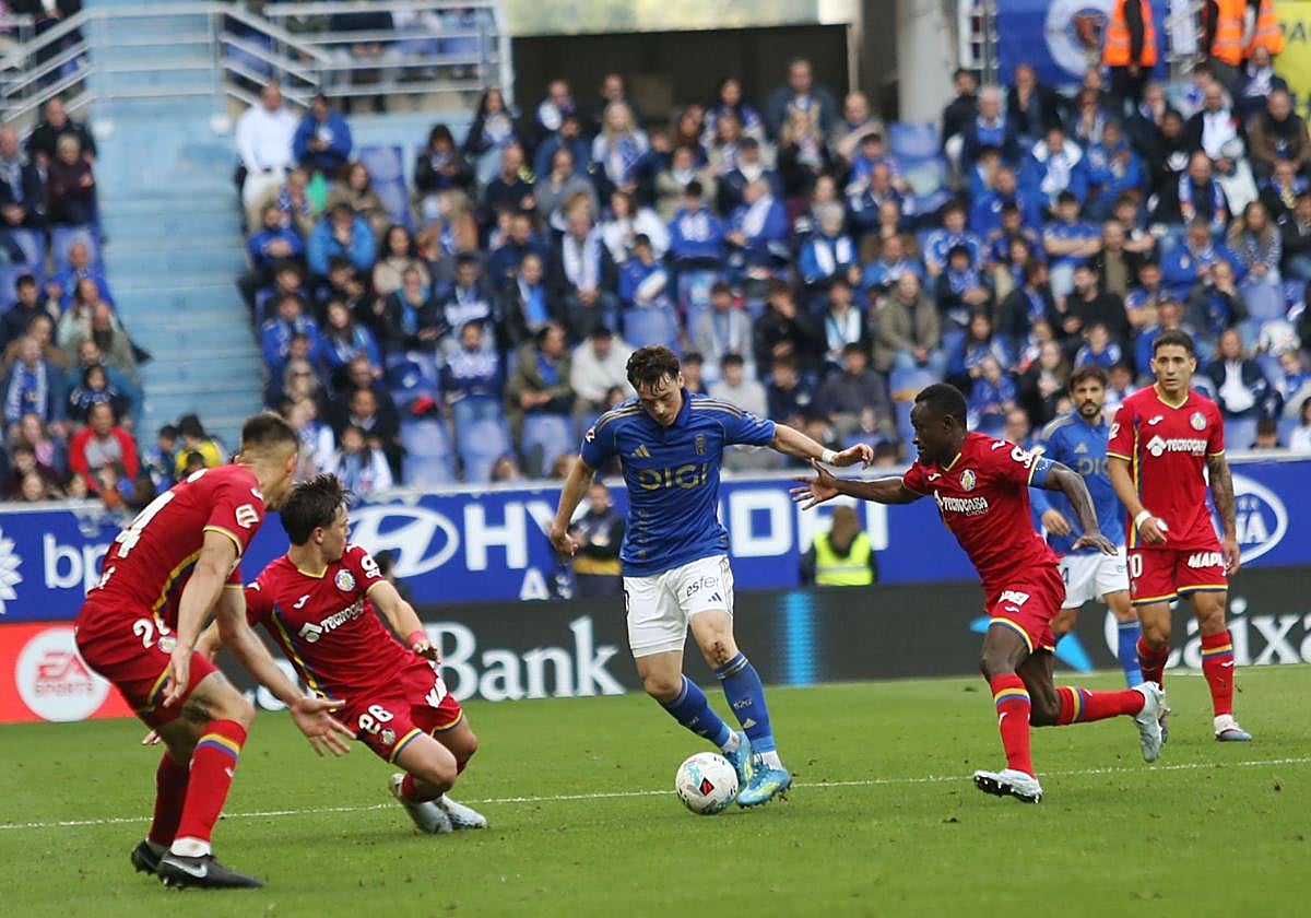 Punto de coraje para prolongar la agonia del Real Oviedo