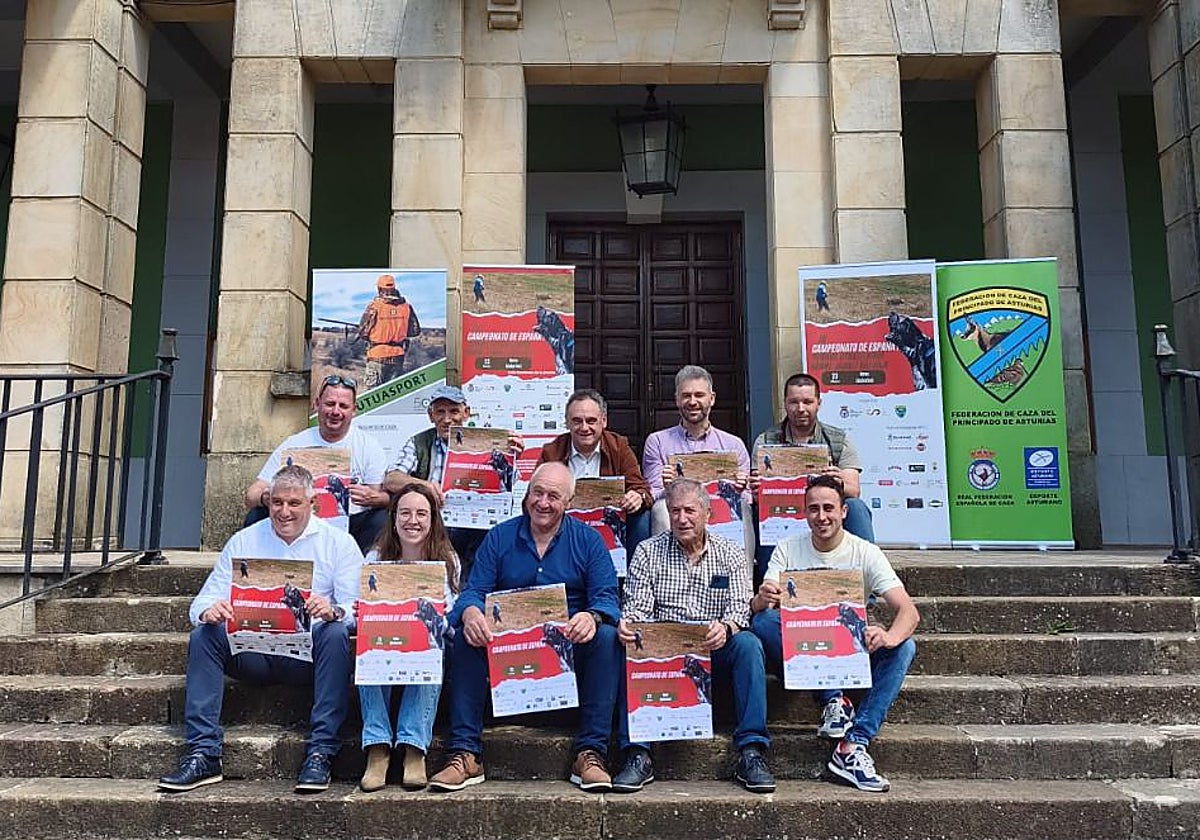 Nava acoge el IV Campeonato de España de Perros Atraillados sobre Jabalí Salvaje