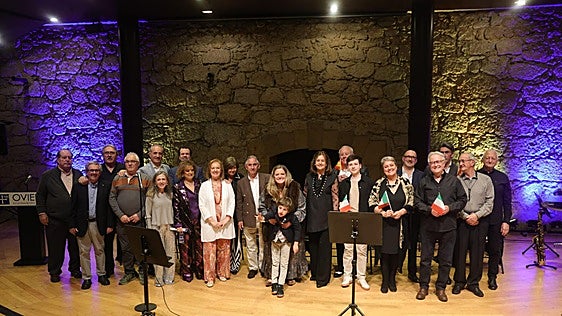 Foto de familia del concierto en el Auditorio en favor de El Ángel de Javi.
