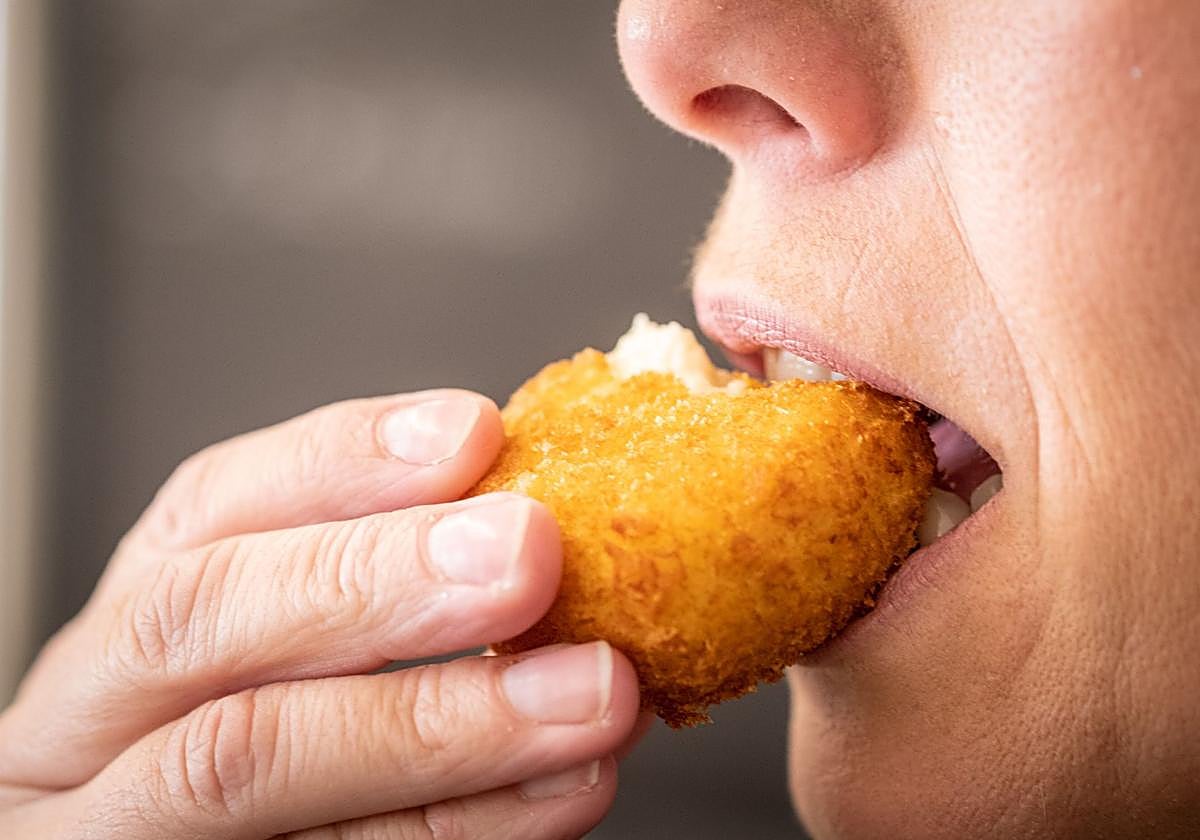 El truco para cocinar croquetas líquidas