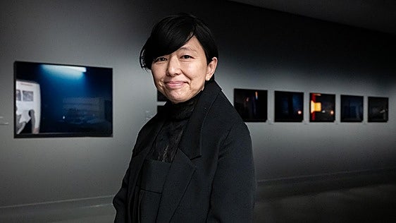Sakiko Nomura, fotógrafa: «A Gijón llevo tres cámaras y cien rollos de película»