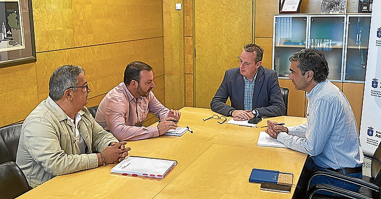 Medio Rural buscará pastos para las reses afectadas por el conflicto de puerto de Pinos