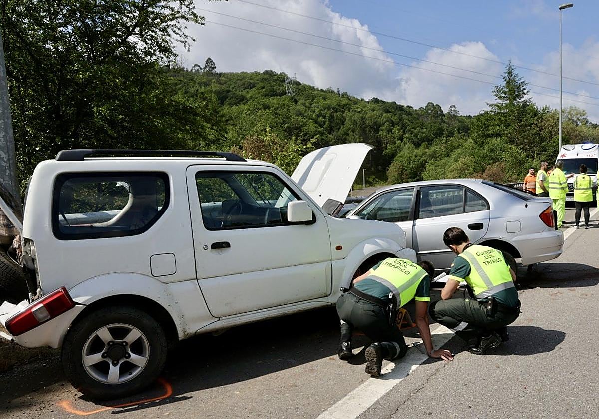 Brutal accidente en Siero: muere una persona y hay otra heri