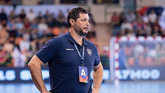 Alberto Entrerríos, entrenador del Limoges de balonmano: «Los grandes jugadores españoles que no pueden estar en el Barça se van fuera»