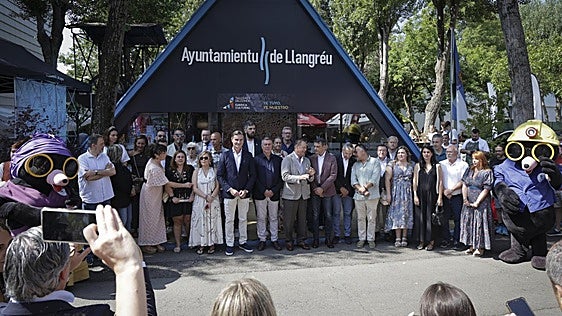 Langreo mira al futuro con la fábrica cultural Talleres del Conde