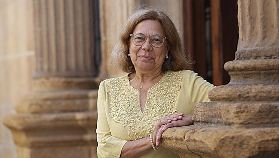 Consuelo Martínez López, Hija Adoptiva de Asturias: la mujer para la que el álgebra no guarda secretos