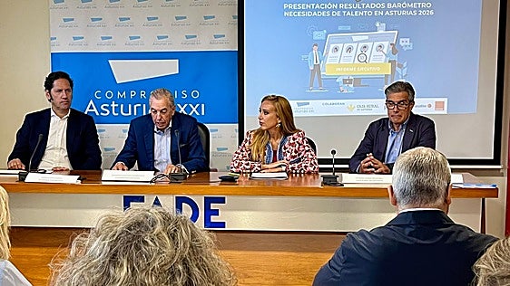 Juan Acuña, Eduardo Sánchez Morrondo, Tamara Campa y Roberto Rodríguez.