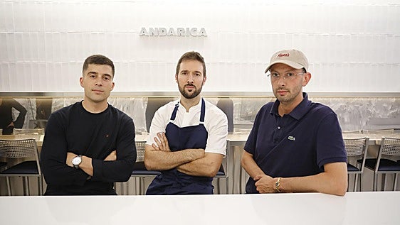 Andarica, el nuevo local de Gijón que lleva el oficio del marisco directamente a la barra