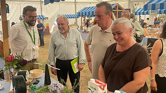 Llanera expone una producción ecológica que crece en Asturias