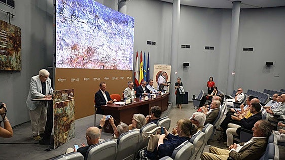 Muros de Nalón se reencuentra y se hermana con Jovellanos en la Feria de Muestras de Asturias