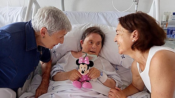 Muere Manolita a los 75 años en Avilés, el día del eclipse solar, una de las personas más longevas con síndrome de Down