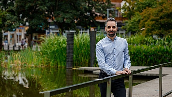 Valentín Arrieta, arquitecto: «En la Universidad Laboral de Gijón estamos poniéndonos al nivel de la Alhambra»