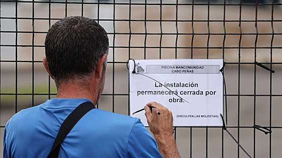 Antromero ya conoce el informe de daños de la piscina tras el 'tornado' y agilizará las obras con contratos de emergencia
