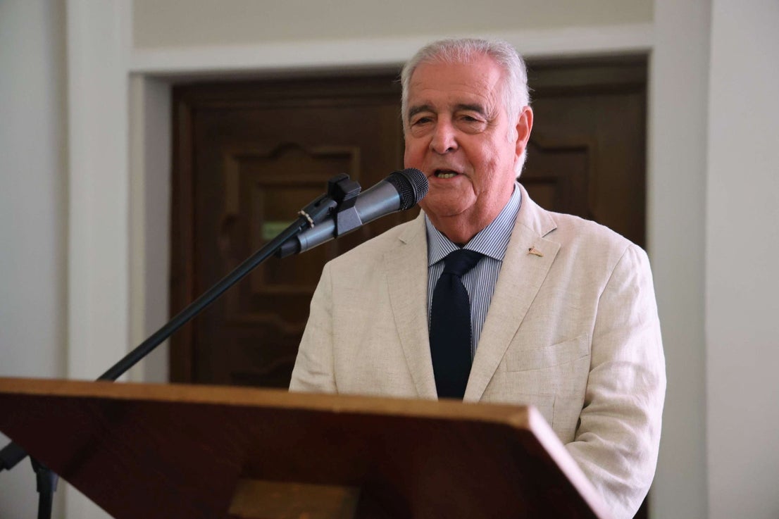 El Club de Regatas de Gijón homenajea a 10 socias de honor