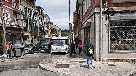 Acusan a tres personas de tráfico de drogas en el barrio avilesino de El Pozón