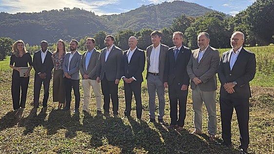 El nuevo centro de datos de Salas generará empleo y asentará población «en una tierra que lo necesita»