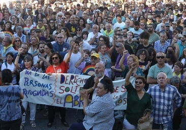 Concentración el pasado sábado en Oviedo en repulsa por la agresión.