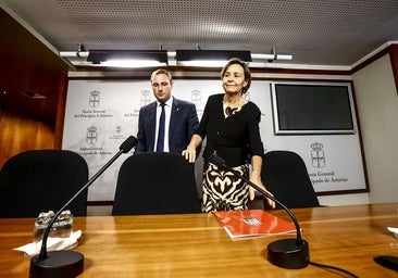 Adrián Pumares y Carmen Moriyón.