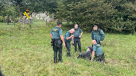 Hallan al anciano que desapareció de una residencia en Llanes tras pasar una noche al raso