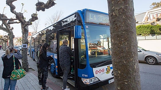 El Gobierno de Castrillón reclama al CTA una mejorar en el servicio de autobús de Coto Carcedo y la zona rural