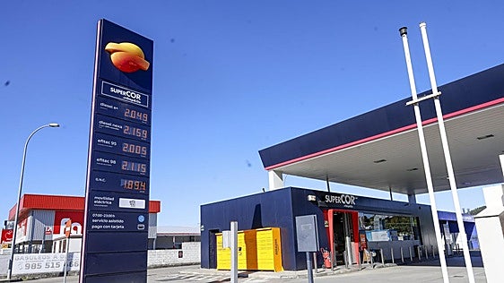 Las gasolineras asturianas ya sufren problemas «puntuales» de suministro