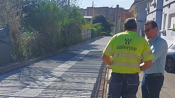 Los trabajos en el hundimiento del Ferrota a su paso por El Pontón avanzan «a buen ritmo»