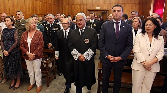 La apertura del curso judicial en Asturias: «Los tribunales han de resolver sin presiones directas ni indirectas»