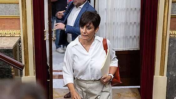 La ministra de Vivienda aplaza su visita a Llanes por el trágico accidente en el que falleció una joven