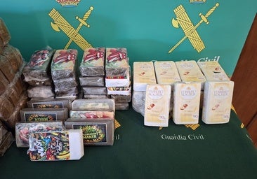 La droga camuflada en paquetes de chocolate. .