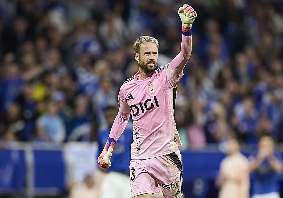 El Real Oviedo avanza en la renovación de Aarón Escandell | El Comercio:  Diario de Asturias